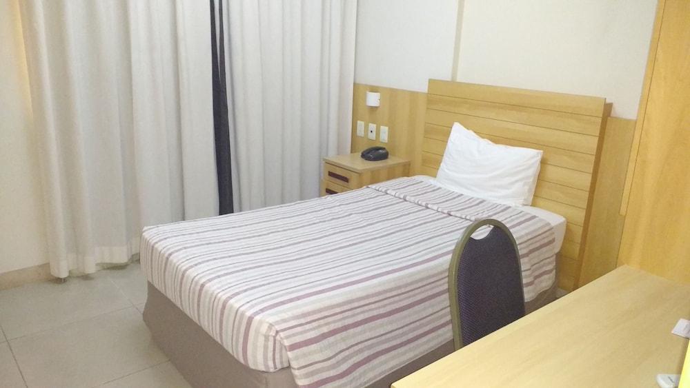 فندق أتلانتيكو تاور ريو دي جانيرو المظهر الخارجي الصورة A single room at the hotel