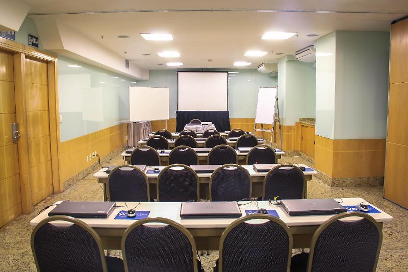 فندق أتلانتيكو تاور ريو دي جانيرو المظهر الخارجي الصورة A classroom at a conference center