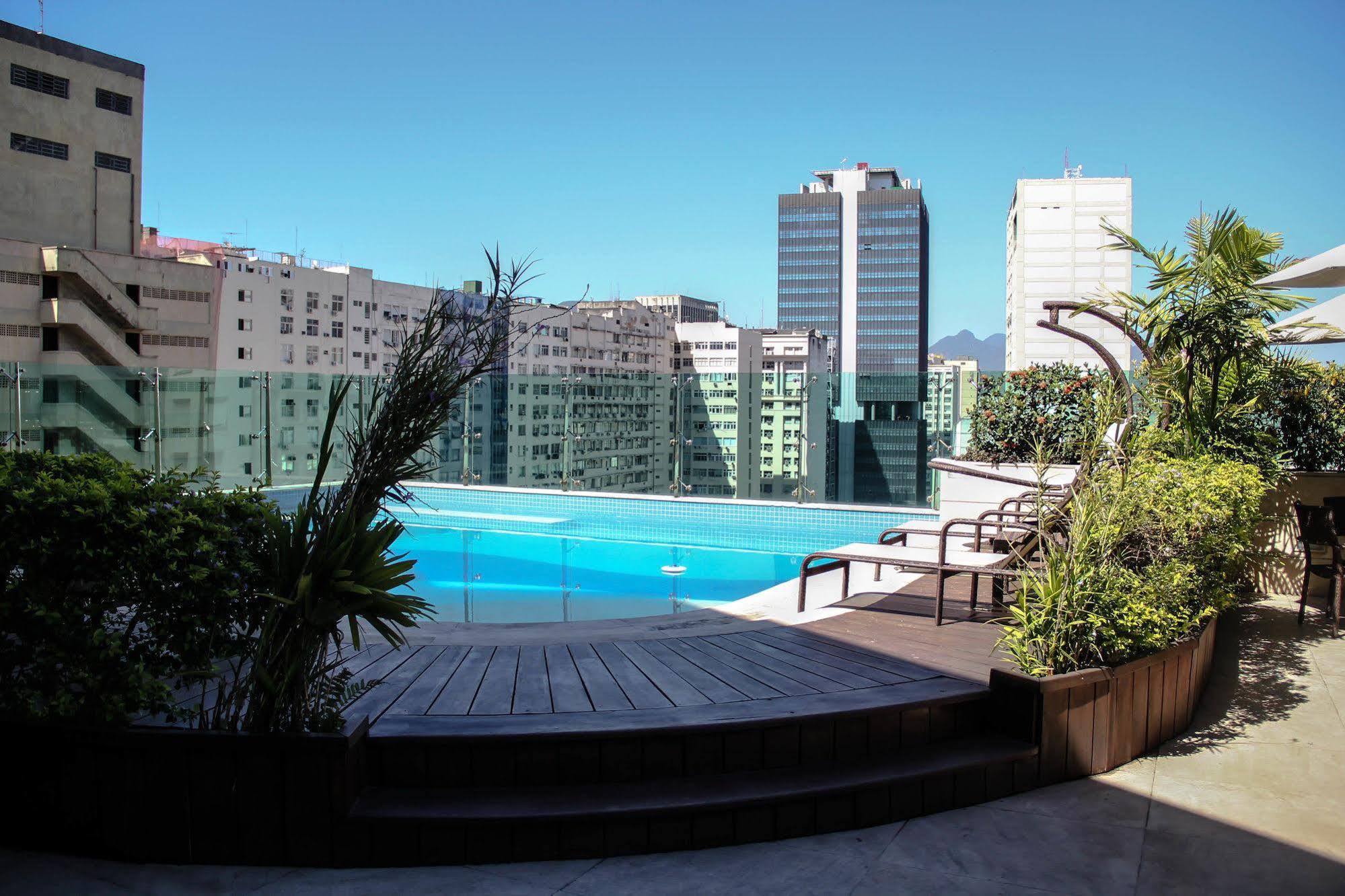 فندق أتلانتيكو تاور ريو دي جانيرو المظهر الخارجي الصورة The pool of the hotel
